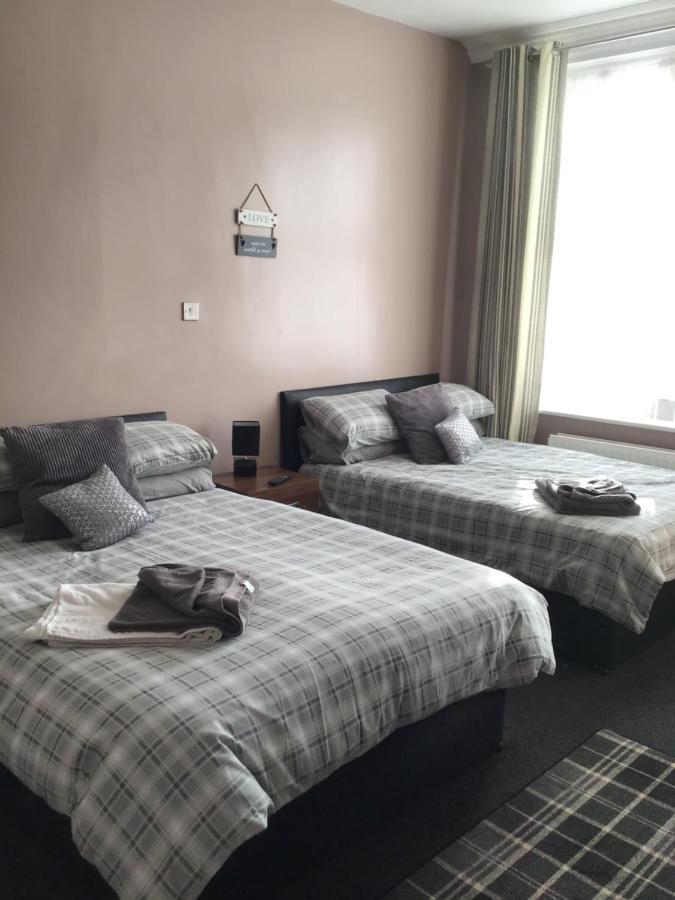 The Holystone Bar & Restaurant Otel Forest Hall Dış mekan fotoğraf